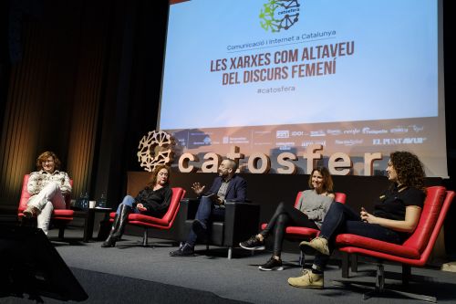 La Catosfera 2019 aborda la conjunció entre comunicació i Internet en àmbits com les sèries, l’actualitat en clau d’humor, l’art visual, el SEO o el clickbait.